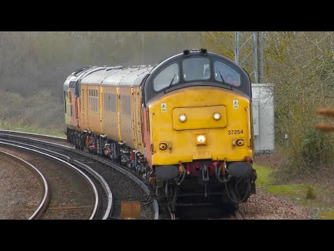 Colas Rail Class 37s - 37254 + 37099 At Ford On The Test Train - Tuesday 16th March 2021