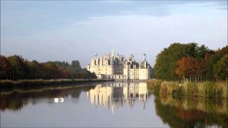 preview picture of video 'Château de Chambord - Châteaux de la Loire - France'