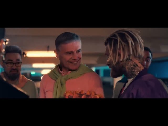 Video zu 'Fireworks' ansehen