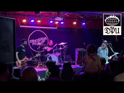 Dinosaur Pile-Up Live at The Conduit (Orlando) | Show Footage + Review