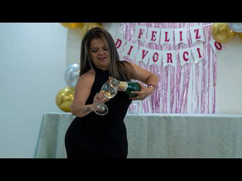 She threw a party to celebrate her divorce - Luz María