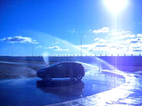 Control sobreviraje con contravolante.