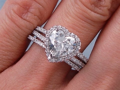 2.13 ctw Heart Shape G SI2 Diamond Engagement Ring and Wedding Band Set - BigDiamondsUSA