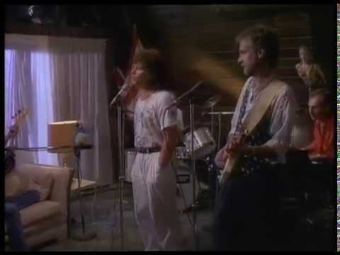 Mike + The Mechanics - Taken In (Official Video)