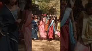 Download lagu Aadiwasi Garba Dance | Dhol Vage re | Navratri at Vevji Baradi, Ak Aadivasi Village. #aadivasi mp3