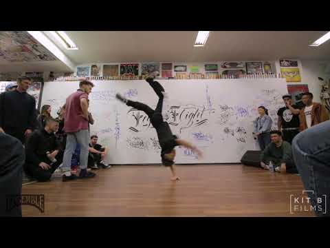 Eazy VS Montuu [Top8] - Fight or Flight: Battle for the Bundle