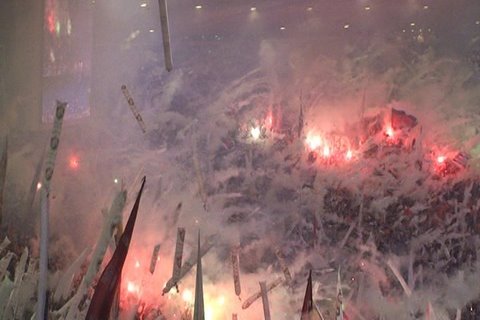 "PÓ DE ARROZ - O RETORNO  -----------------------------                   RETROSPECTIVA 2008 [ 4 ]" Barra: Movimento Popular Legião Tricolor &bull; Club: Fluminense