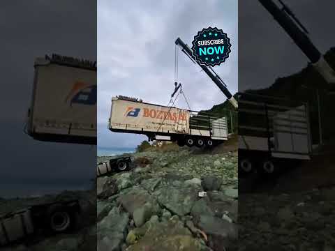 Just relaxing by the ocean 😃🚛 jet_official.42 #truckdriver #automobile #lkw #fahrer #smile