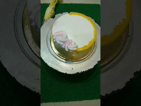 Pineapple cake design. Simple decorating. Cake ideas. By mansi.