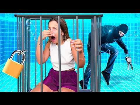 NINNA È STATA RAPITA DA UN LADRO E VIENE RINCHIUSA NELLA GABBIA IN SOTT’ACQUA!⛓