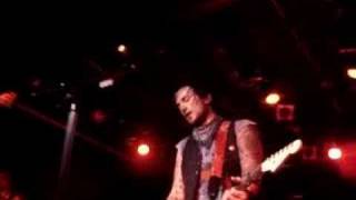 Butch Walker (live in Boston 11-5-05) - Last Flight Out