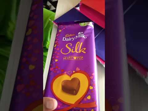#short Cadbury Dairy Milk Silk Valentine's Heart Pop Bar, 250g
