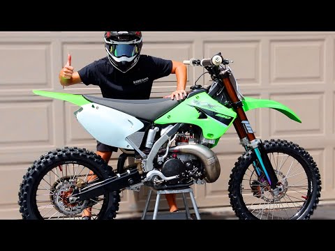 Rebuilding a $850 Blown Up KX250 Two Stroke