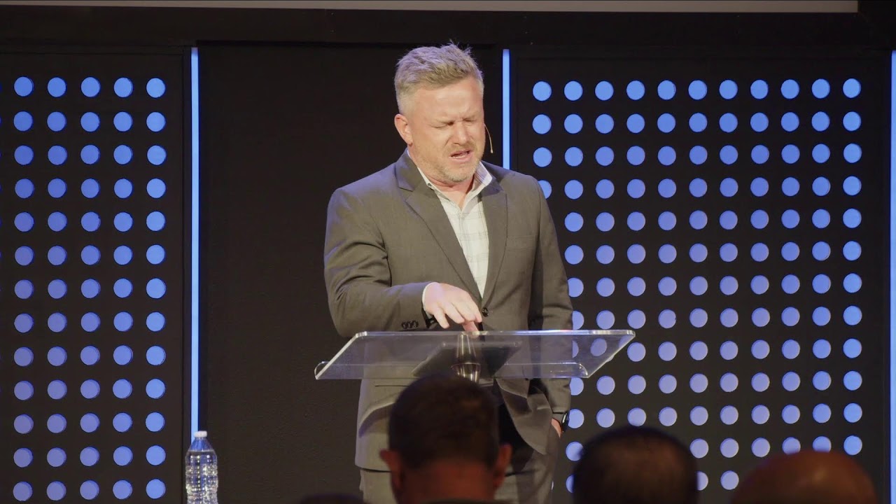 Pastor Robin Steele