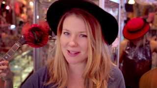 Della Mae - This World Oft Can Be // Big Old Big One