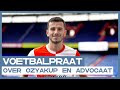VOETBALPRAAT | "Advocaat verhult: de club staat op instorten"