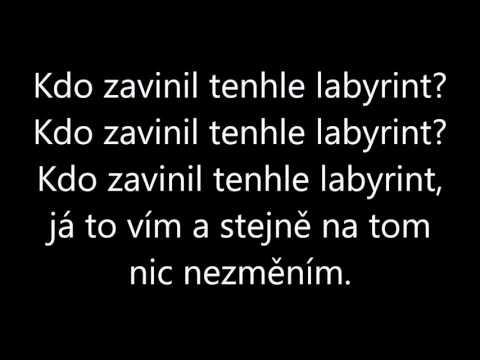 Raego Feat. Christina Delaney - LABYRINT (lyrics)