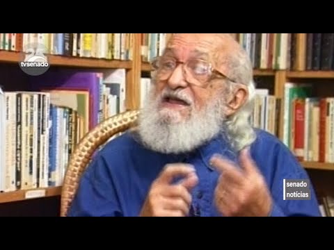 Centenário de Paulo Freire é homenageado em sessão especial no Senado