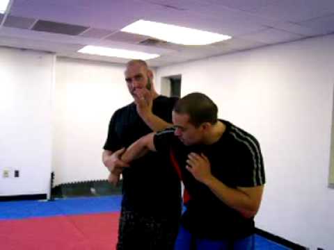 Hubud-Gunting lock flow Drill