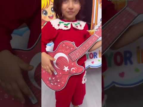 23 Nisan Gösteri Gitarı Etkinliği