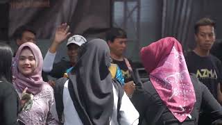 Download lagu BEBENDE - ABIEL JATNIKA || LIVE SHOW CIMAHI mp3 Download lagu BEBENDE - ABIEL JATNIKA || LIVE SHOW CIMAHI mp3