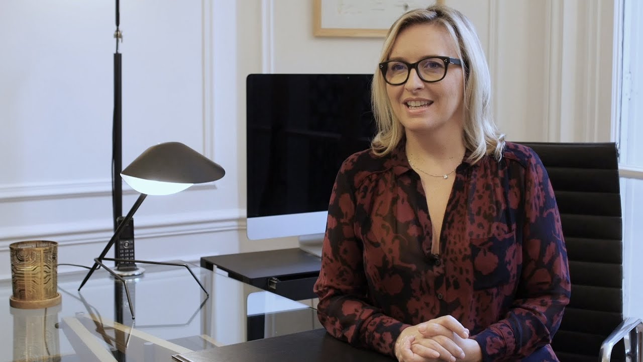 Qu'est-ce que la dimpleplastie ou chirurgie des fossettes Le Dr Santini nous répond