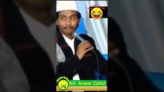Download lagu Kh  Anwar Zahid lawas sebelum terkenal #anwarzahid #ceramahsingkat #shorts mp3