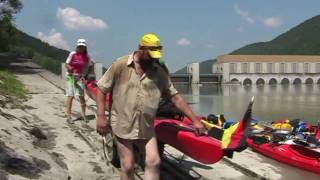 preview picture of video 'Kajakabenteuer DONAU - Clip 1 - Die VORBEREITUNG - Mit Kassel Family on tour'