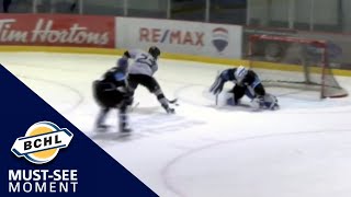 Must See Moment: Drew Bennett buries a shorthanded breakaway