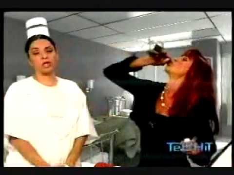 Betty BO5 Visita un Hospital para Hacerse un Refresh