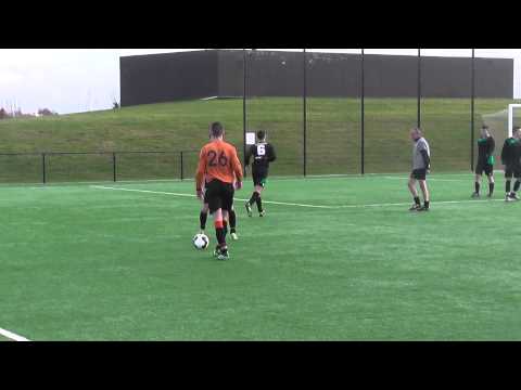 11 januari 2014 VV De Meern B2 - FC Almere B1 vr 2-1 Stijn