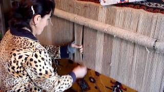 preview picture of video 'Azerbaijan Carpet Weaving'