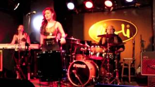 Quicksand (Live) Stef Lang - CMW2013