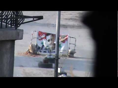 استهداف إحدى دبابات النظام في شارع الثلاثين في مخيم اليرموك في مدينة دمشق ضمن معركة "تحرير مخيم اليرموك" من قبل كتيبة صقور الجولان