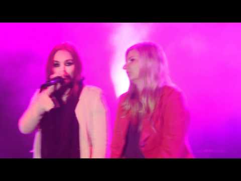 Ewa Farna i Paulina(''Maska'') - Pszów (10.06.2012)
