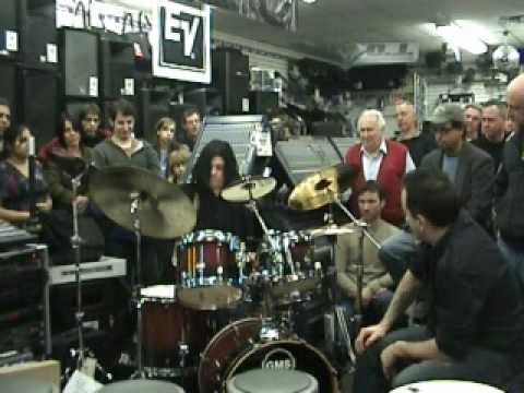 Jules Radino (Blue Oyster Cult) Drum Solo @ Sam Ash Drum Summit, NY Feb '09