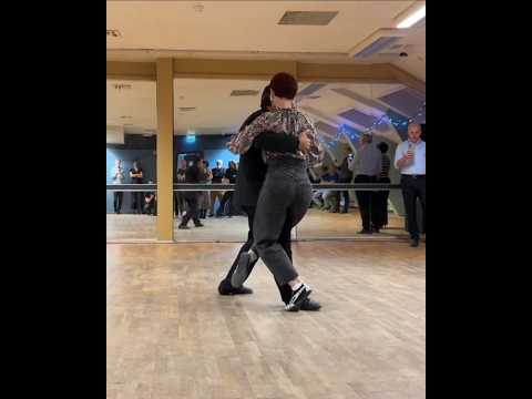 #tango Volcada, Ganchos, Sacadas. Aleksandra Kliuchko & Mariano Pignatiello.  Clase en Oslo