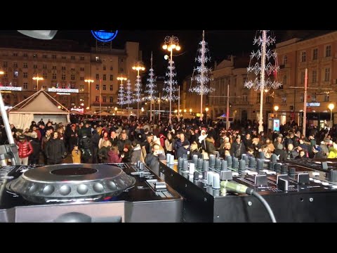 Zagreb New Year 2019 - Dj Akademija na Trgu bana Jelačića