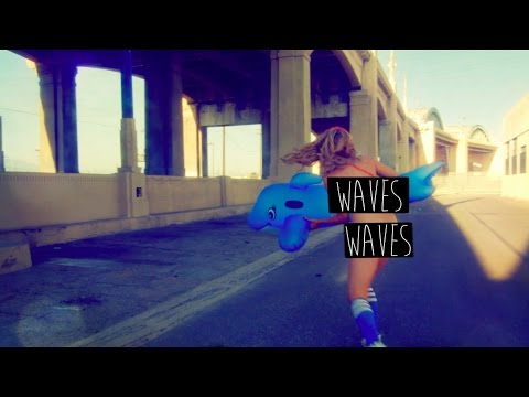 Blondfire - Waves (Official Lyric Video)
