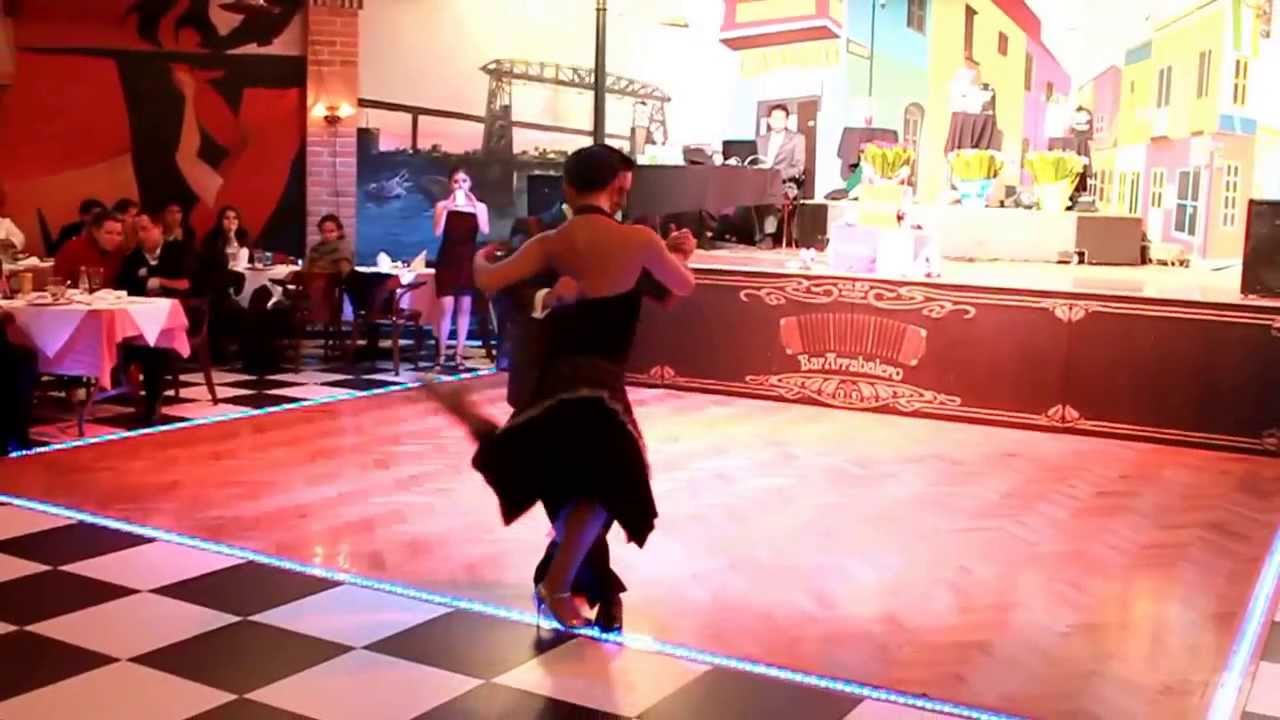 Edwin Espinosa & Alexa Yepes - Garras