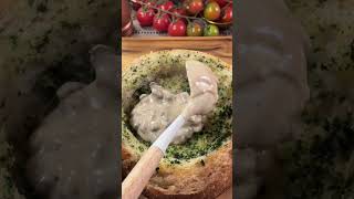 MADAME ARDANT TANNAT COM FILÉ MIGNON NO FONDUE DE PÃO ITALIANO. #vinhotododia