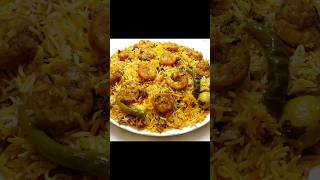 Download lagu Prawns Biryani Recipe #prawns #prawnbiryani #jhinga #biryani #shorts #spicybiryani mp3