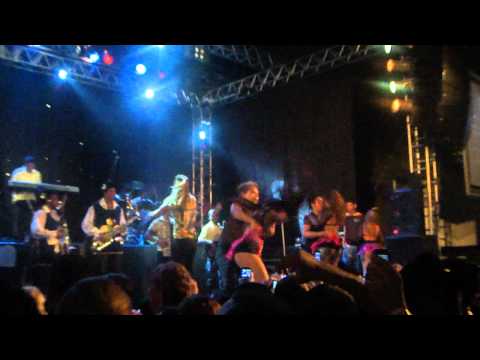 Meu Carro Virou Bar - Banda Rabo de Vaca ( Despedida de Alê Pavanello & Cia ) Por: Walter D'ávila.