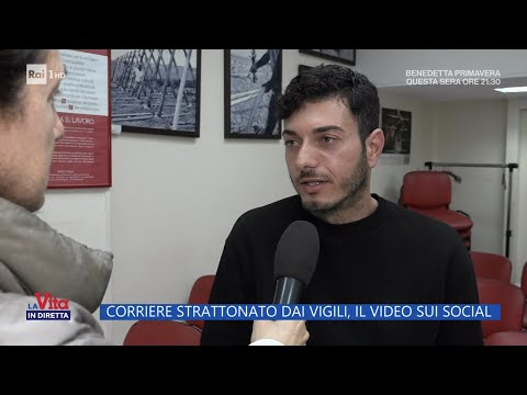 Corriere strattonato dai vigili, il video sui social - La Vita in diretta - 17/03/2023