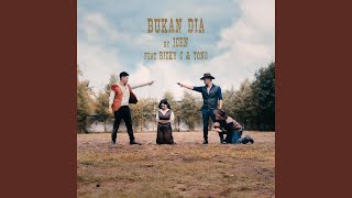 Download lagu Bukan dia (feat. Tono & Ricky C.) mp3