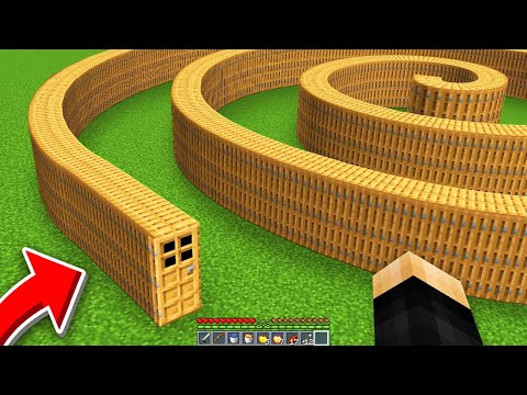 I Built a CONFUSING Minecraft Base…