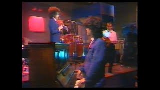 Download lagu The Cure - The Caterpillar (Countdown) 1984 mp3 Download lagu The Cure - The Caterpillar (Countdown) 1984 mp3