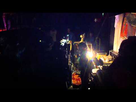 JAH OBSERVER SOUND SYSTEM DUBPLATE SPECIAL! - LAST DANCE IN UK - Brixton MASS 07-10-11 Pt.7
