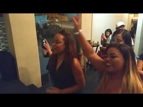 Fronteiras-É Natural com Xandão do Quem sabe faz ao Vivo e Ronaldo ex grupo Redenção.