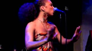 Download lagu Chante Moore -  Chante's Got A Man ( Live ) mp3 Download lagu Chante Moore -  Chante's Got A Man ( Live ) mp3